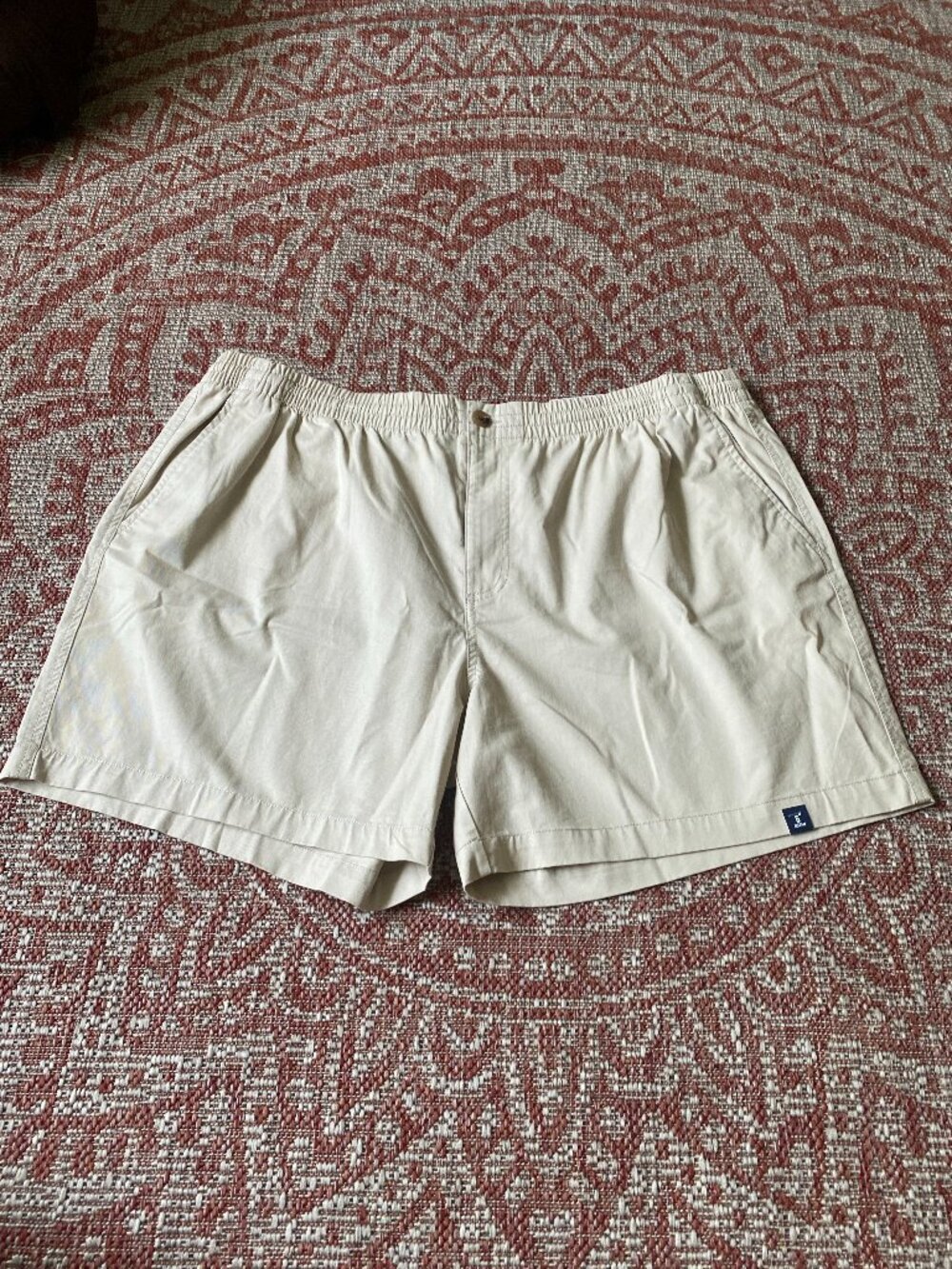 NWT Crown and Ivy Khaki Shorts